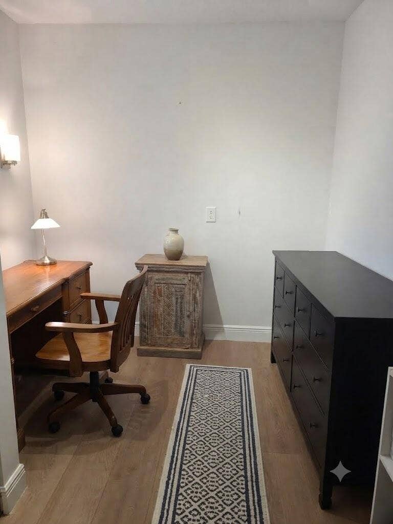 101 OCEAN BLUFFS Boulevard, #206, Jupiter, FL 33477 Office / laundry space