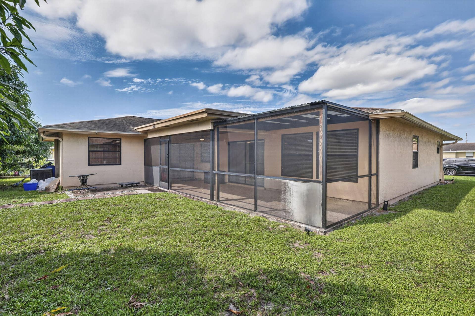 2523 Doral Way, Riviera Beach, FL 33407 58-web-or-mls-BS1A4527