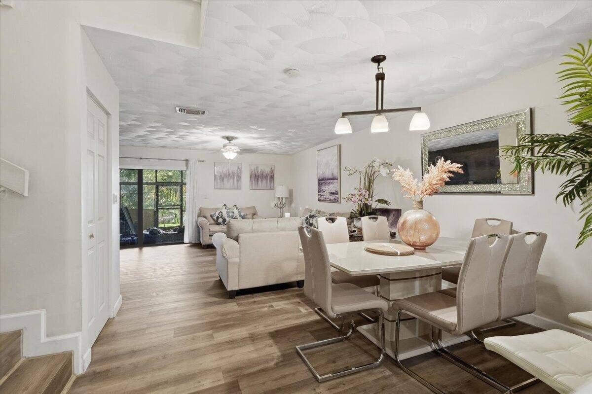 9240 NW 14th Street, #Unit 270, Pembroke Pines, FL 33024 09-aliciarentalfinalrender-09