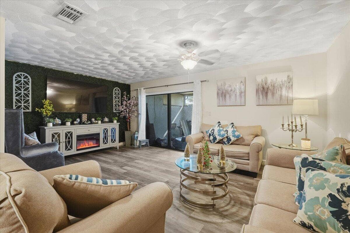 9240 NW 14th Street, #Unit 270, Pembroke Pines, FL 33024 11-aliciarentalfinalrender-11