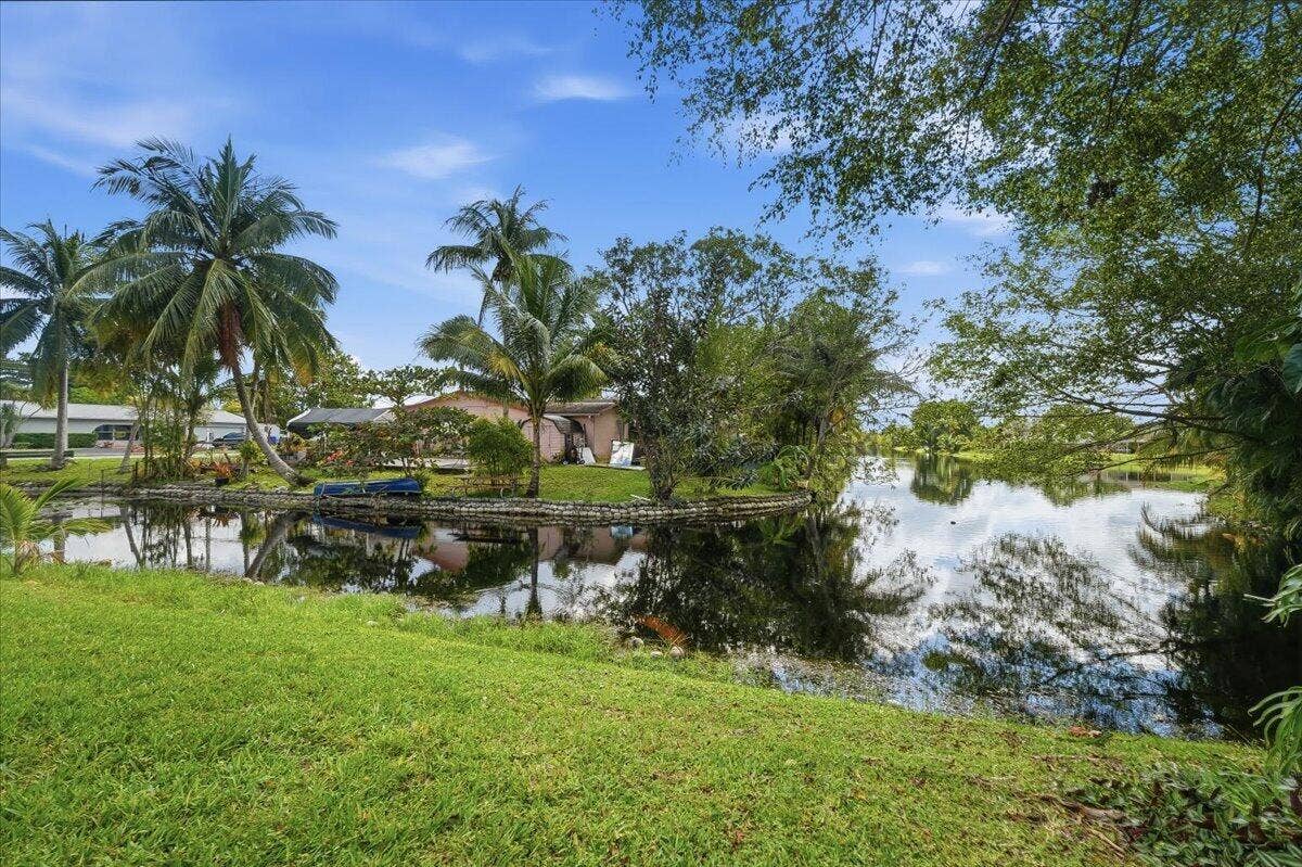 9240 NW 14th Street, #Unit 270, Pembroke Pines, FL 33024 31-aliciarentalfinalrender-31