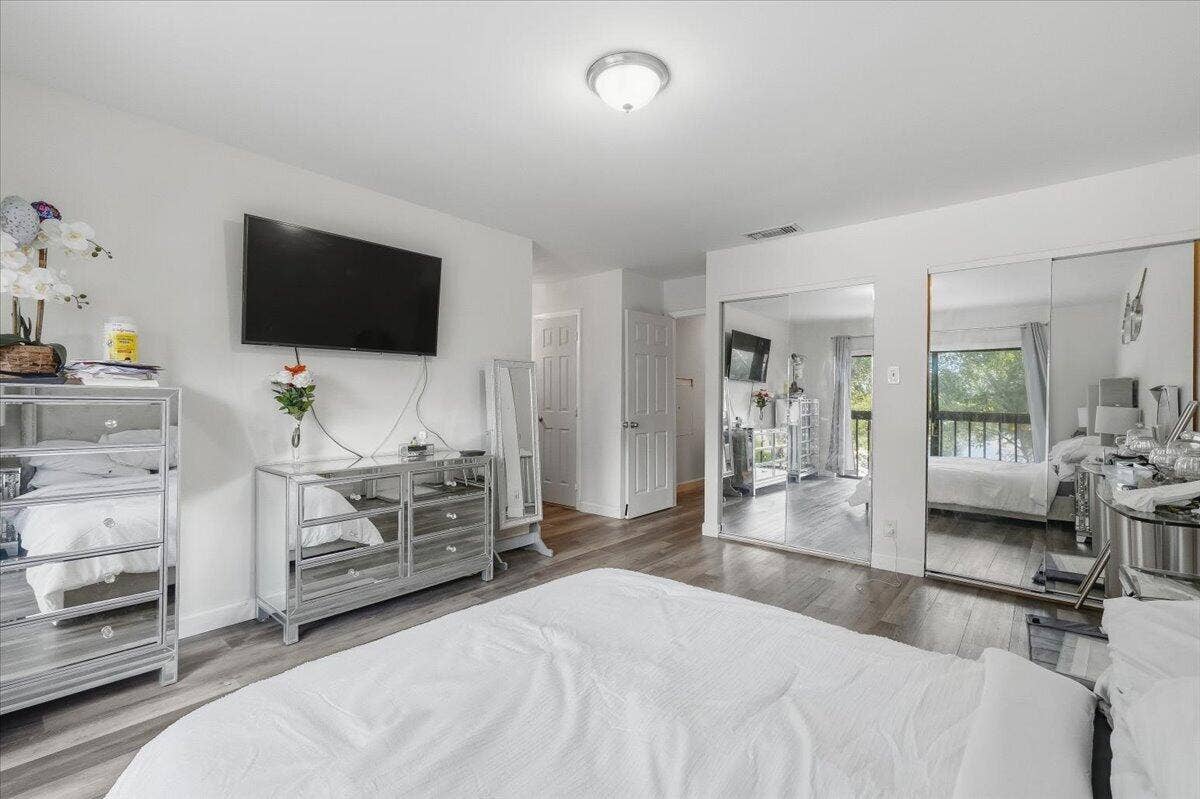 9240 NW 14th Street, #Unit 270, Pembroke Pines, FL 33024 26-aliciarentalfinalrender-26