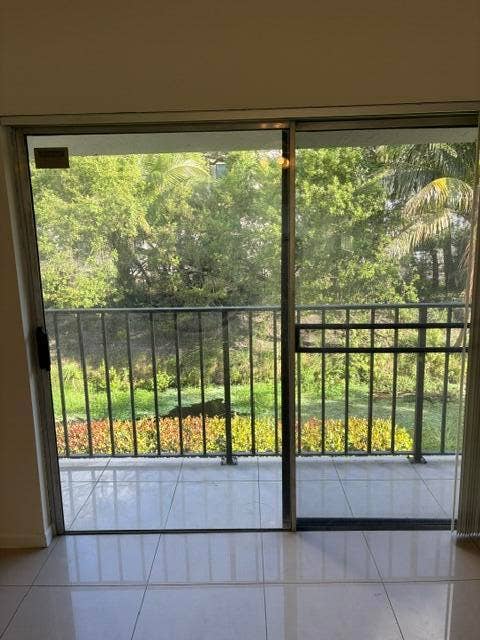 2845 SW 22nd Avenue, #2010, Delray Beach, FL 33445 Canal View