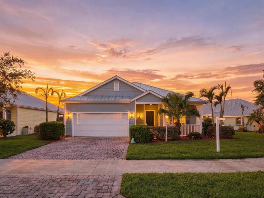 Property photo for 615 NE Canoe Park Circle, Port St Lucie, FL