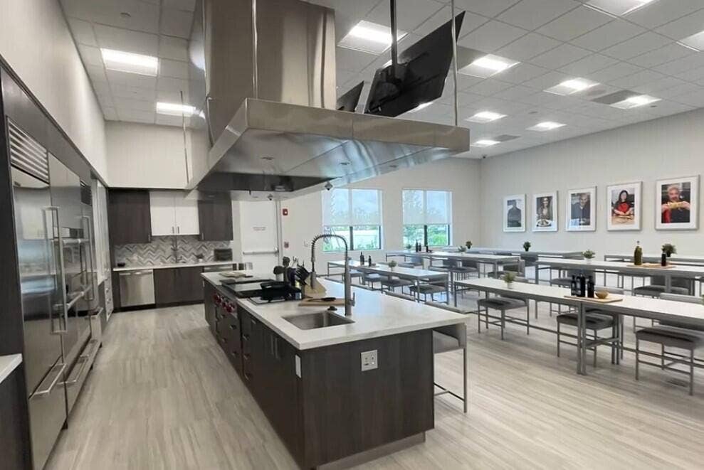 ARTS & CULTURE CENTER - COOKING CLASSES