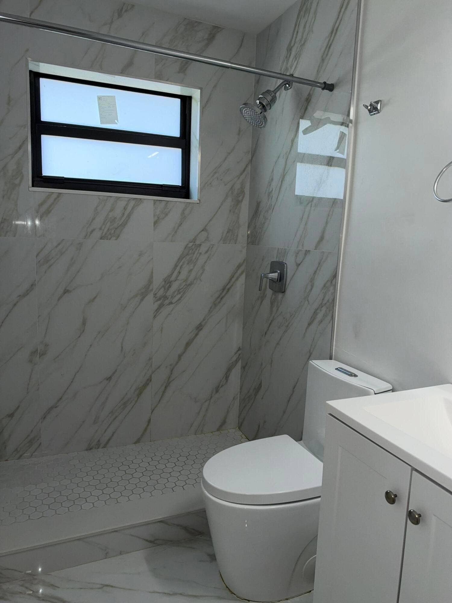 430 NW 19TH Avenue, Fort Lauderdale, FL 33311 Bathroom