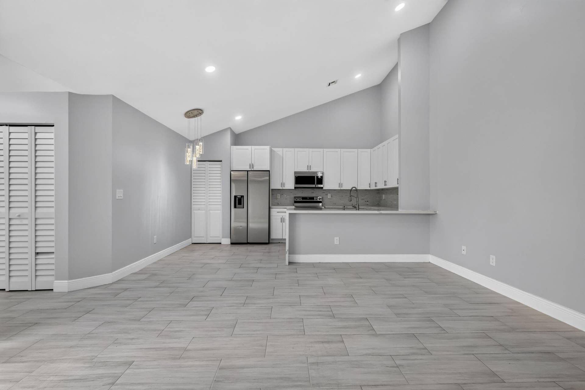 1050 SUMMIT PLACE Circle, #D, West Palm Beach, West Palm Beach, FL 33415 4