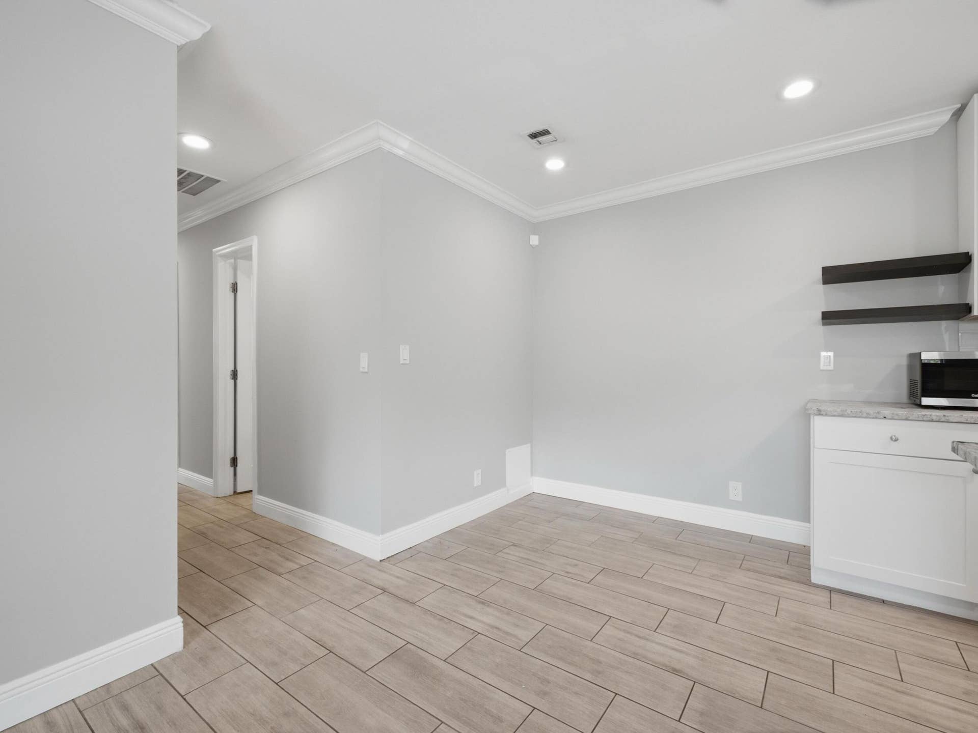 3125 ALBATROSS, #A, Delray Beach, FL 33444 A Dining