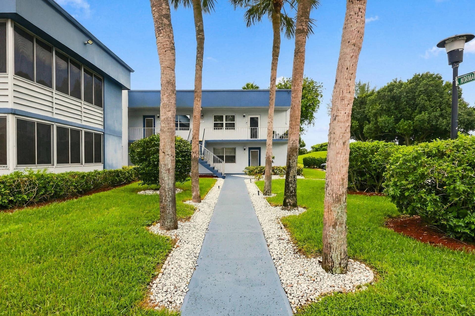74 NORMANDY B, Delray Beach, FL 33484 453A8587