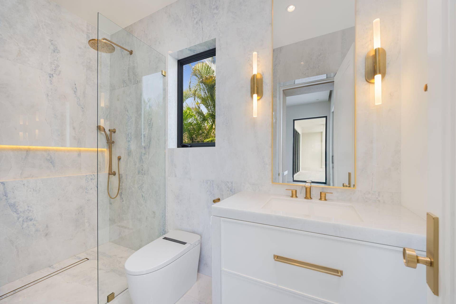 2921 NE 23RD Street, Pompano Beach, FL 33062 Cabana Bathroom also with access from inside house also with smart toilet
