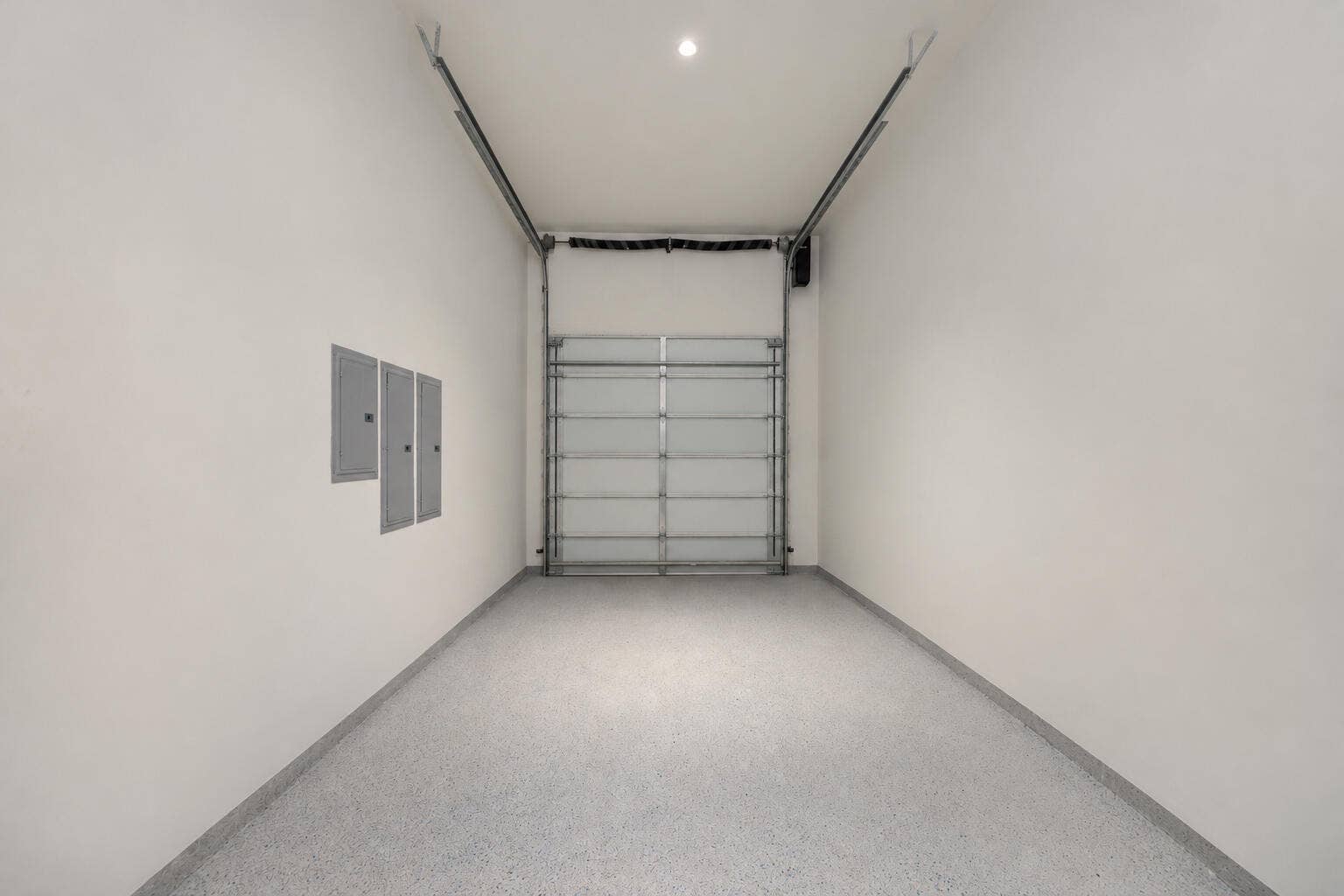 2921 NE 23RD Street, Pompano Beach, FL 33062 custom color 2 part garage epoxy- double height to put car lift