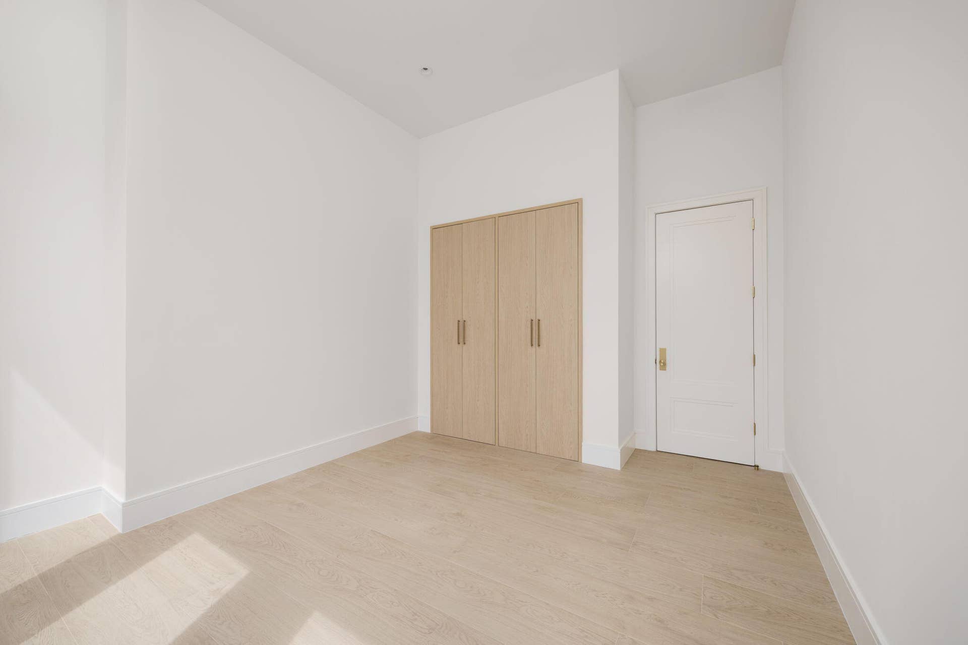 2921 NE 23RD Street, Pompano Beach, FL 33062 Guest Bedroom 1st floor custom closet doors