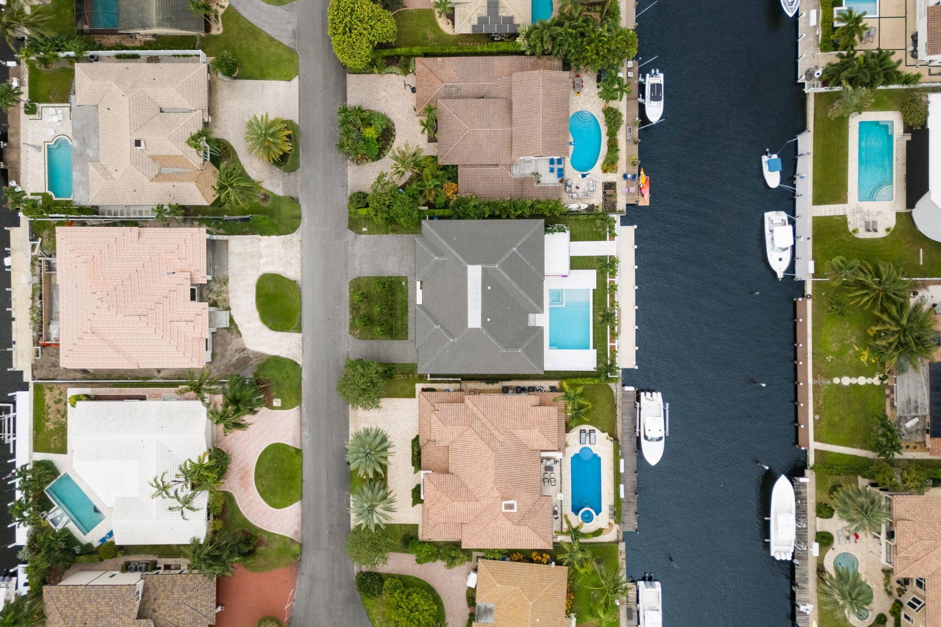 2921 NE 23RD Street, Pompano Beach, FL 33062 Drone top down 1