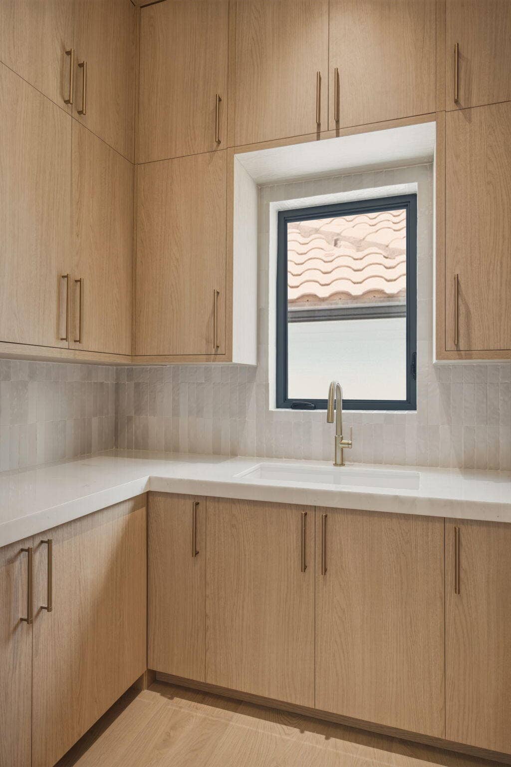 2921 NE 23RD Street, Pompano Beach, FL 33062 Laundryroom Photo detail backsplash fauc