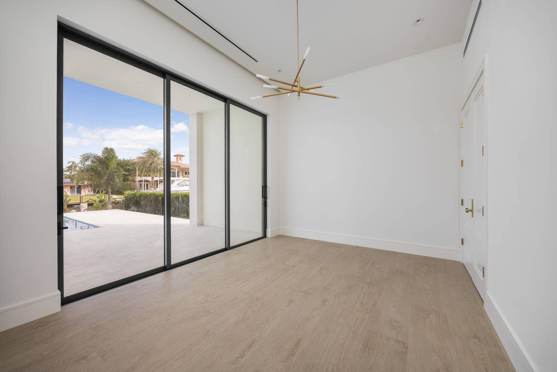 2921 NE 23RD Street, Pompano Beach, FL 33062 Office - 1st floor with tech closet