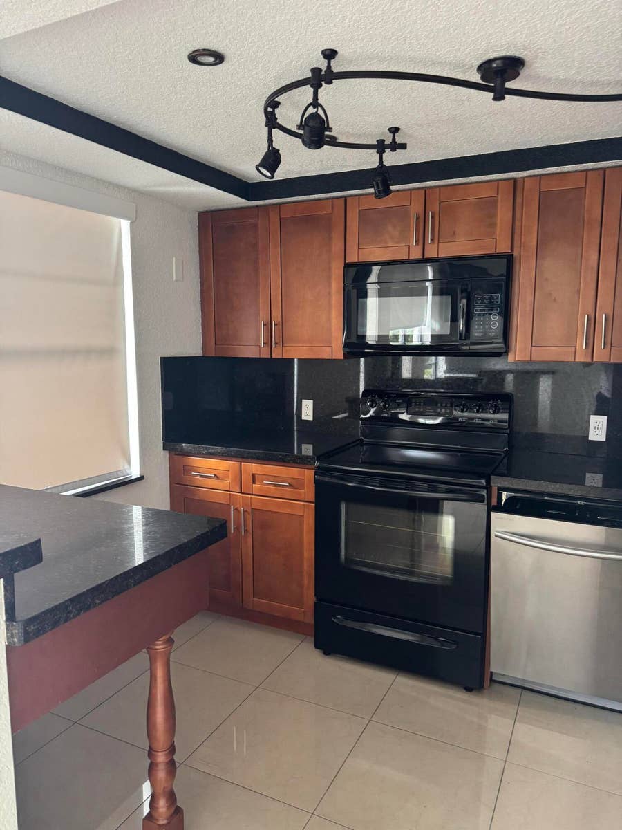 Property photo for 340 NW 19TH Street, #200, Boca Raton, FL