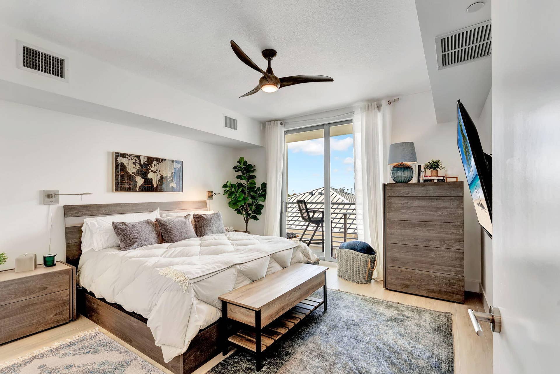 111 SE 1ST Avenue, #517, Delray Beach, Delray Beach, FL 33444 15-web-or-mls-DSC07591