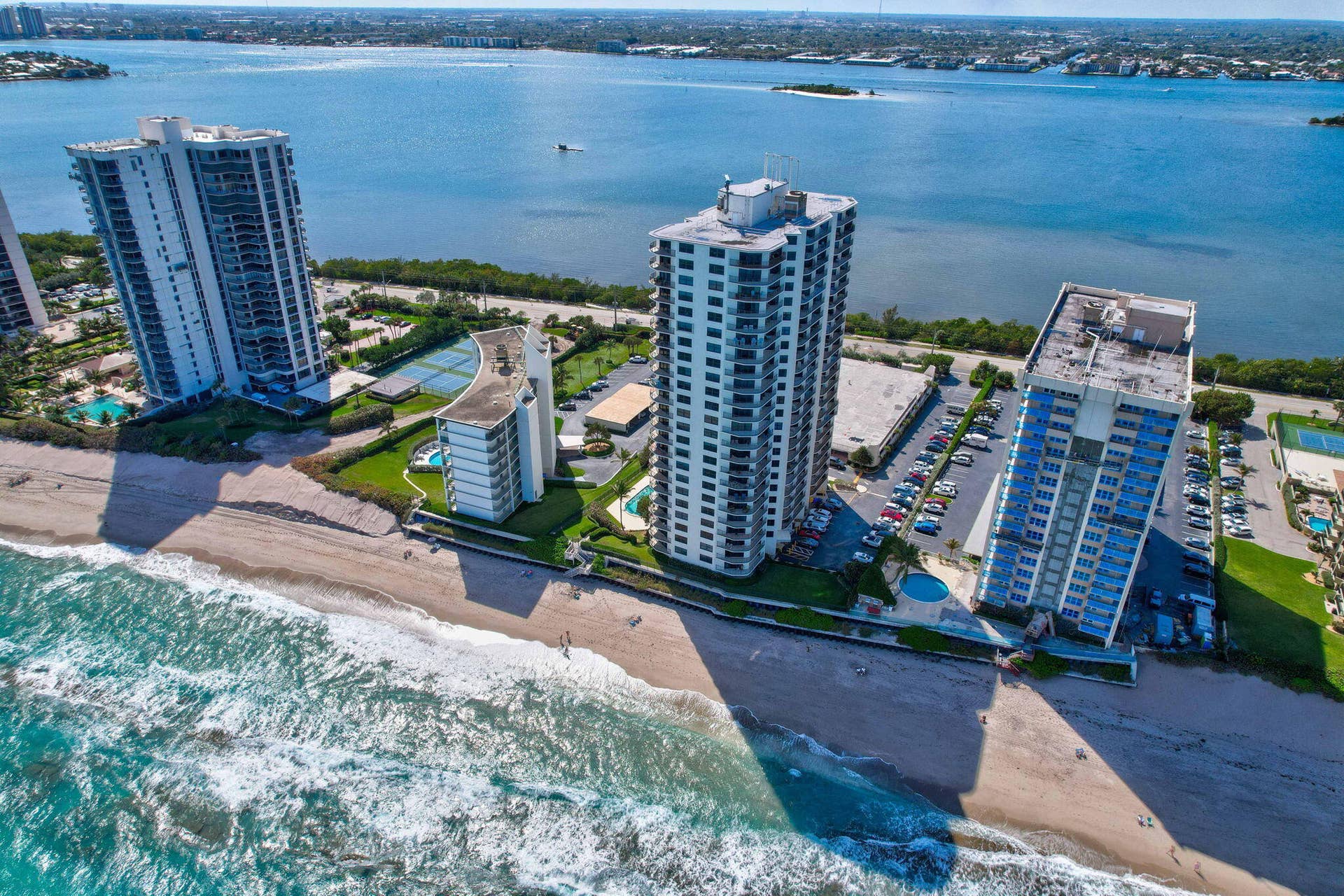 5420 N Ocean Drive 1401