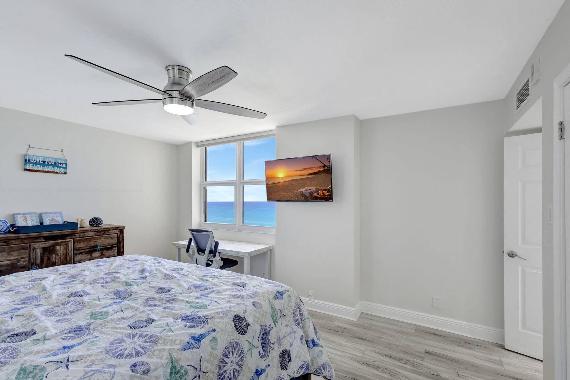 5420 N Ocean Drive 1401