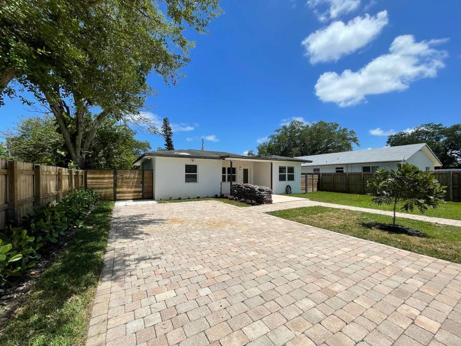 Property photo for 1564 SW 28th Terrace, Fort Lauderdale, FL