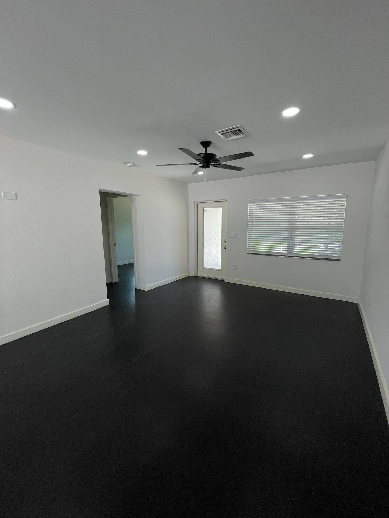 1564 SW 28th Terrace, Fort Lauderdale, FL 33312 IMG_1381