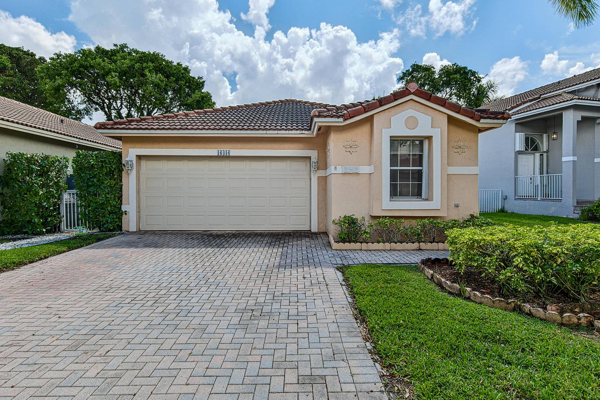 16416 SAPPHIRE Street, Weston, FL 33331 16416 Sapphire St.