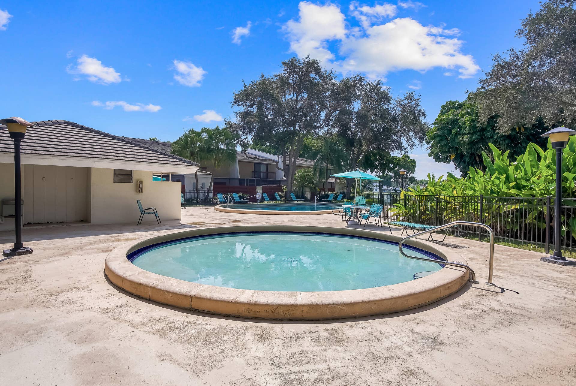 3015 OAKTREE Lane, #Unit 277, Hollywood, FL 33021 3015 Oaktree Lane, Hollywood, FL 33021 (