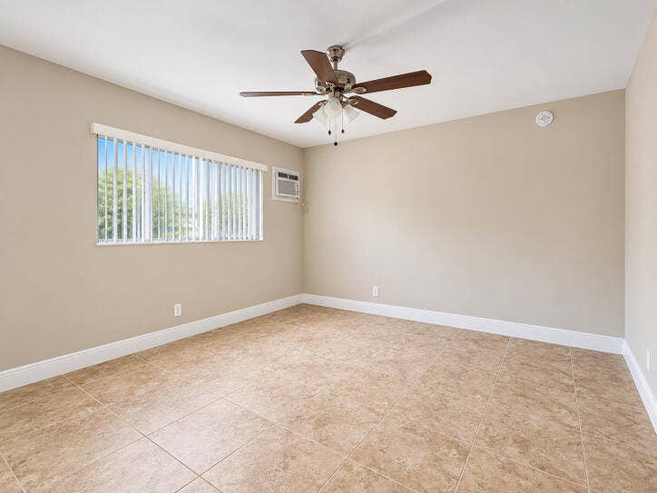 540 NE 44TH Street, #14, Boca Raton, FL 33431 540 NE 44th 3