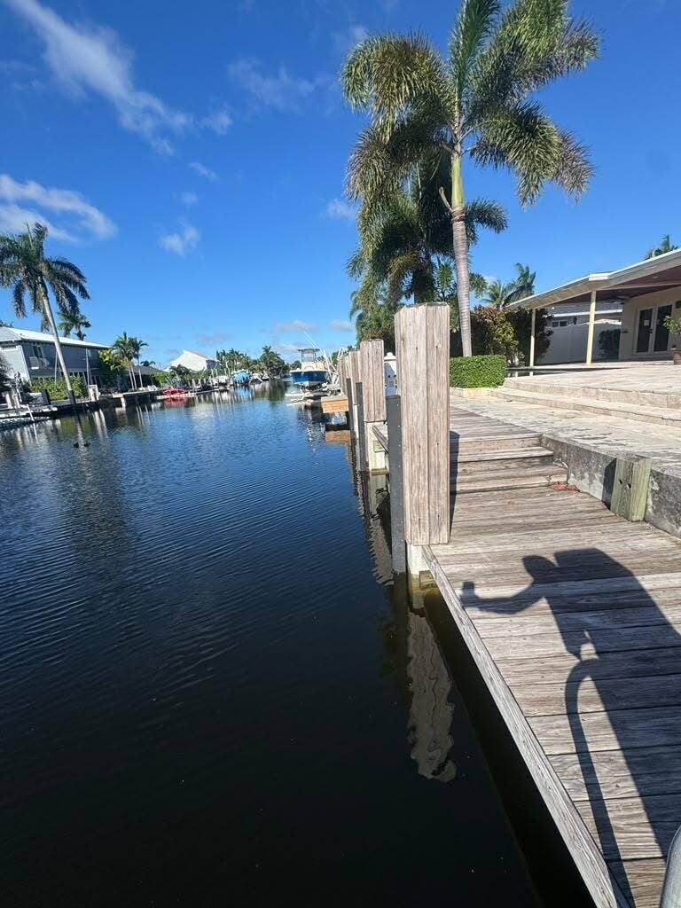 330 SE 10TH Street, Pompano Beach, FL 33060 dccd933f-9275-43b1-a86d-0da119755ca0