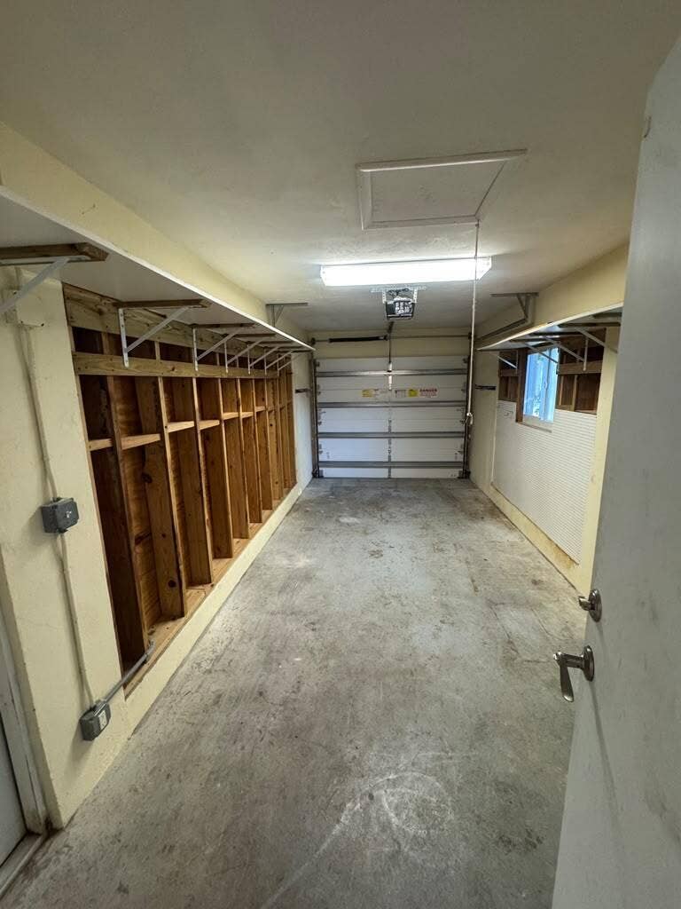 330 SE 10TH Street, Pompano Beach, FL 33060 2399bd33-5d01-4ca3-896e-fcd6e9c36dee