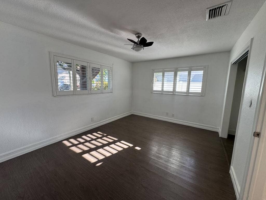 330 SE 10TH Street, Pompano Beach, FL 33060 2bf1705c-4784-4352-995a-9ad476e231e5
