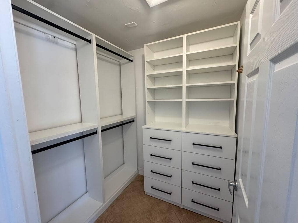 330 SE 10TH Street, Pompano Beach, FL 33060 6df03549-ff81-46eb-b4bd-b48943fb98f8