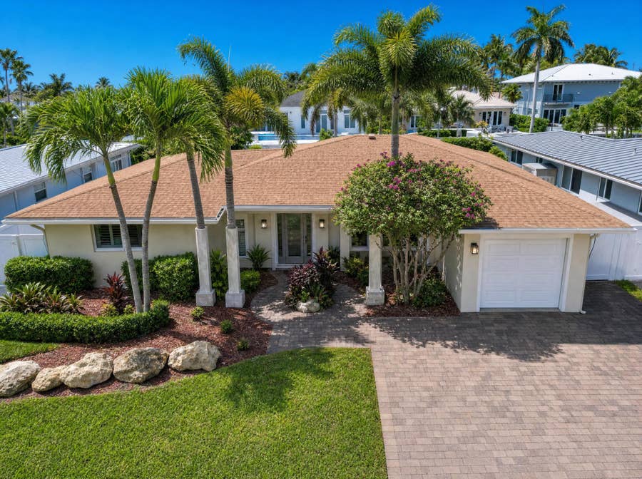 Property photo for 330 SE 10TH Street, Pompano Beach, FL