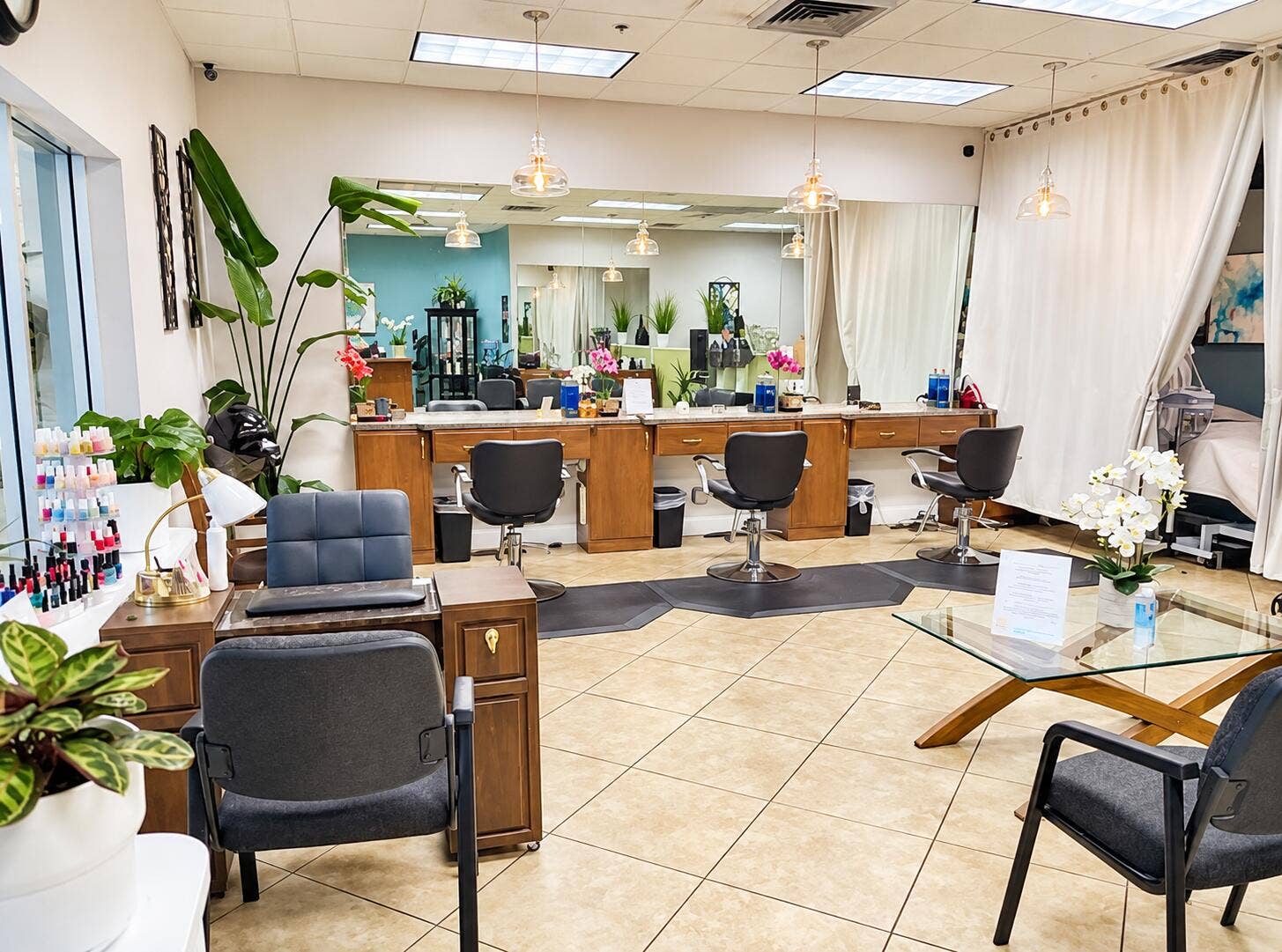 220 Tuscany D, Delray Beach, FL 33446 community salon