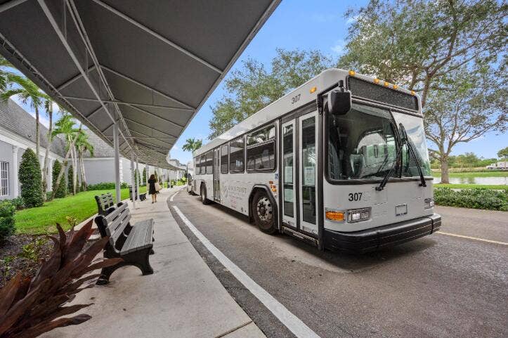 220 Tuscany D, Delray Beach, FL 33446 courtesy bus service