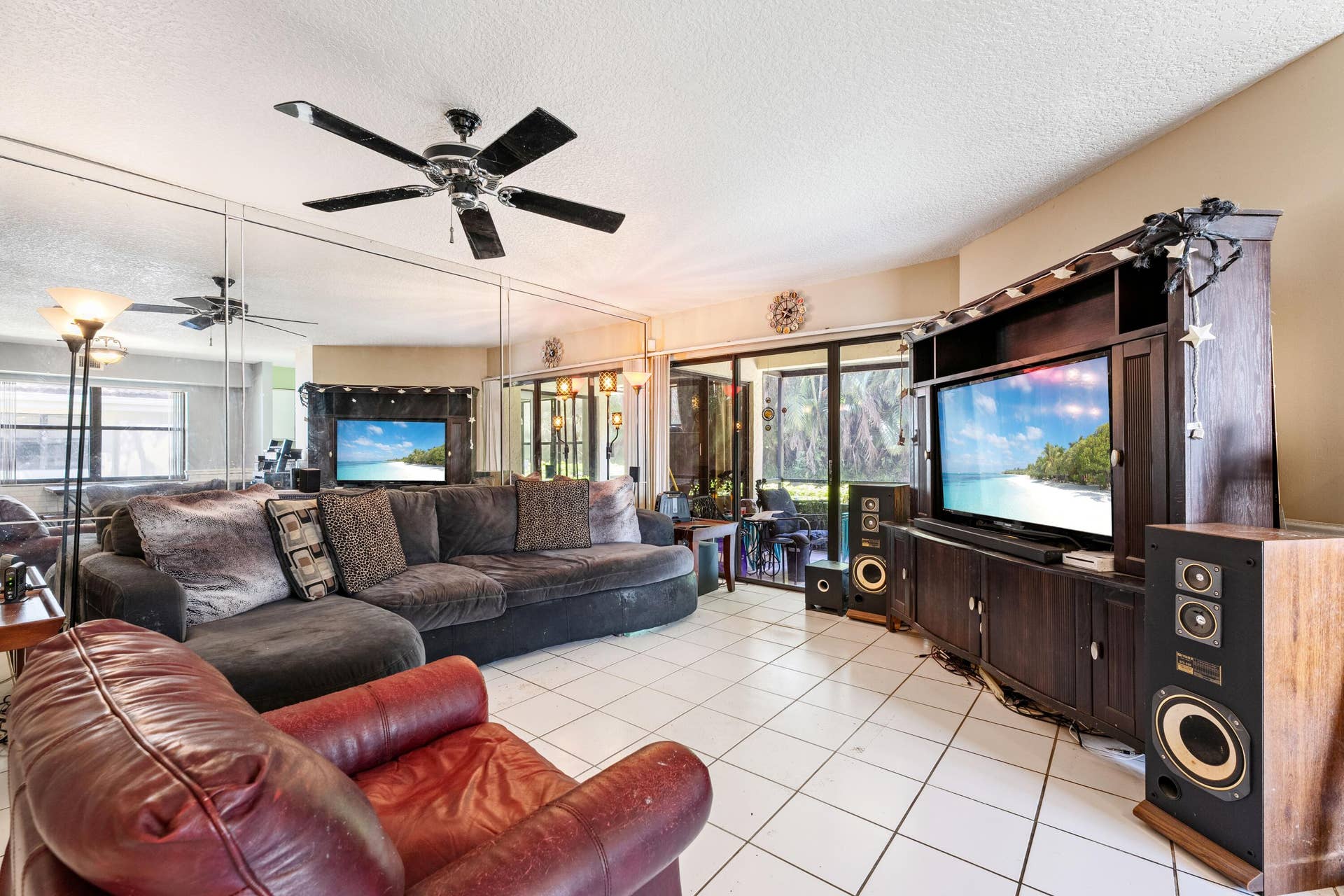 2508 Aspen Way, Boynton Beach, FL 33436 Living Room