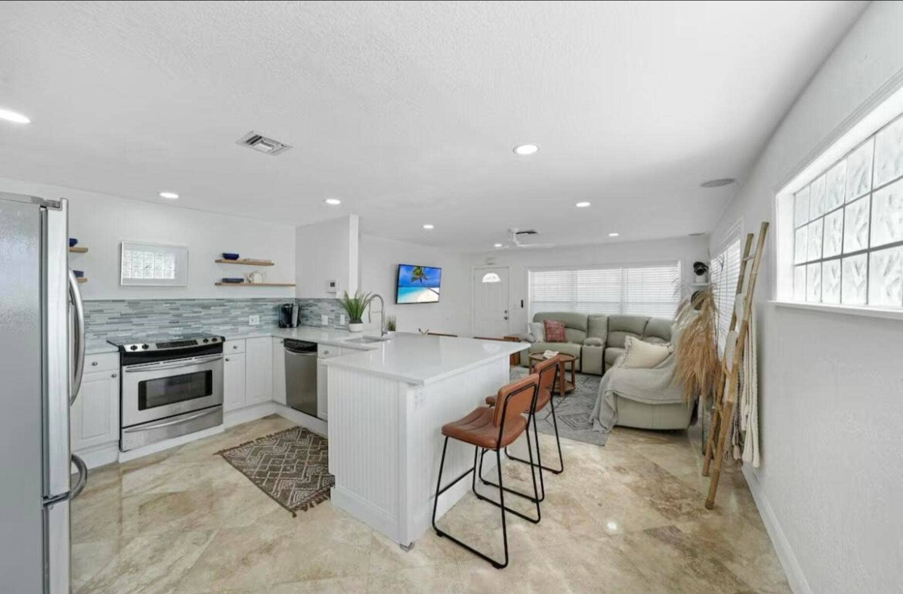 40 SW 8TH Avenue, Delray Beach, FL 33444 1000053551