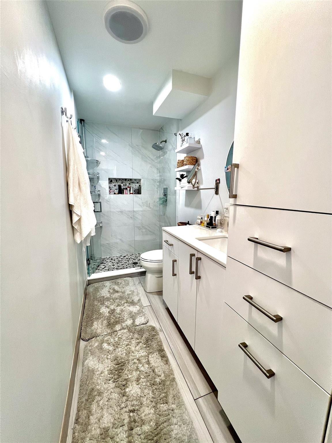 2115 NE 37th Drive, Fort Lauderdale, FL 33308 Photo 13