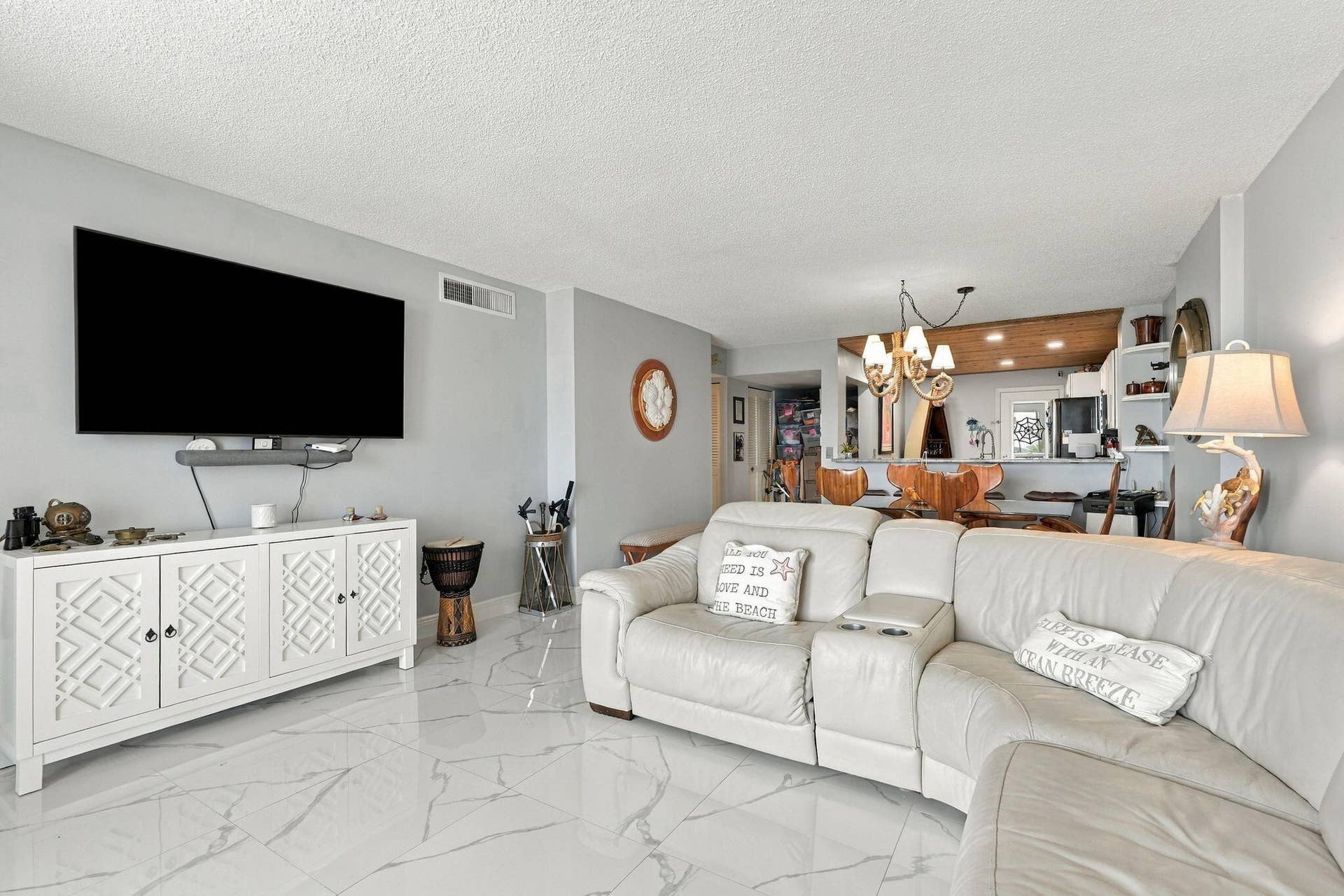 145 S OCEAN Avenue, #611, Palm Beach Shores, FL 33404 14-web-or-mls-145_S_Ocean_Unit_611_014