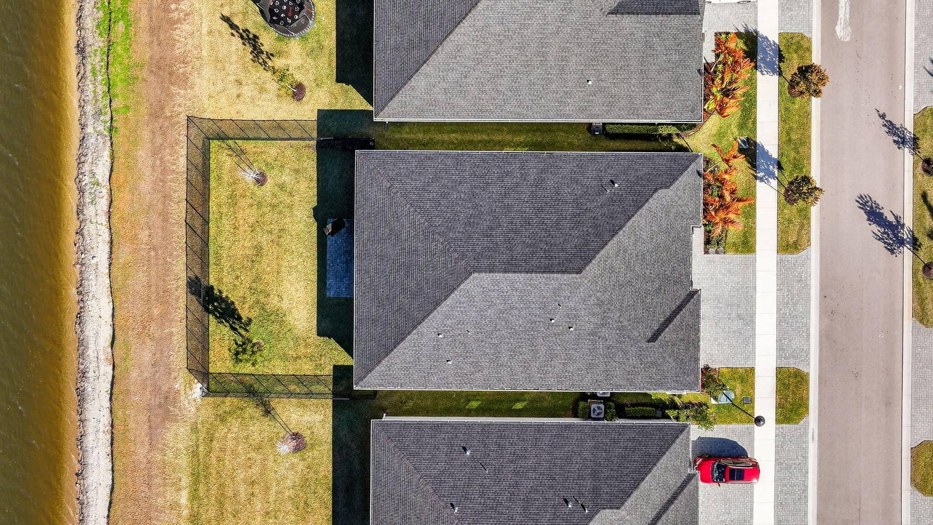 6350 NW SWEETWOOD Drive, Port St Lucie, FL 34987 64-web-or-mls-DJI_20260118064103_0036_D