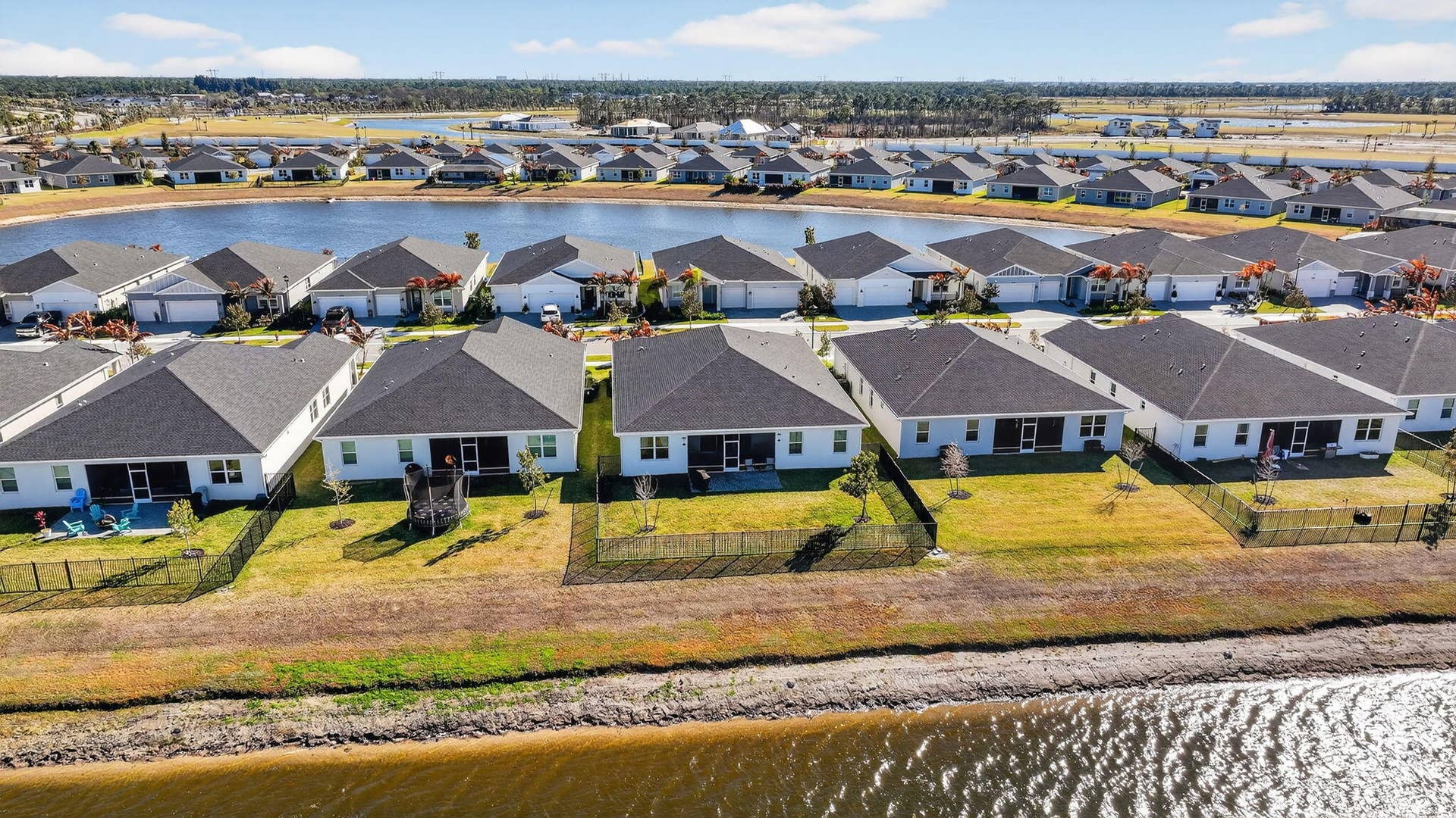 6350 NW SWEETWOOD Drive, Port St Lucie, FL 34987 67-web-or-mls-DJI_20260118064146_0056_D