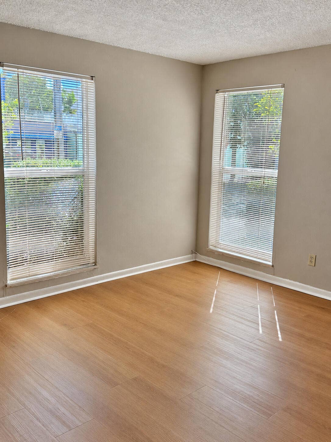 135 NE 1ST Avenue, #5, Delray Beach, Delray Beach, FL 33444 135-ne-1st-ave-unit-5-delray-beach-fl-ro