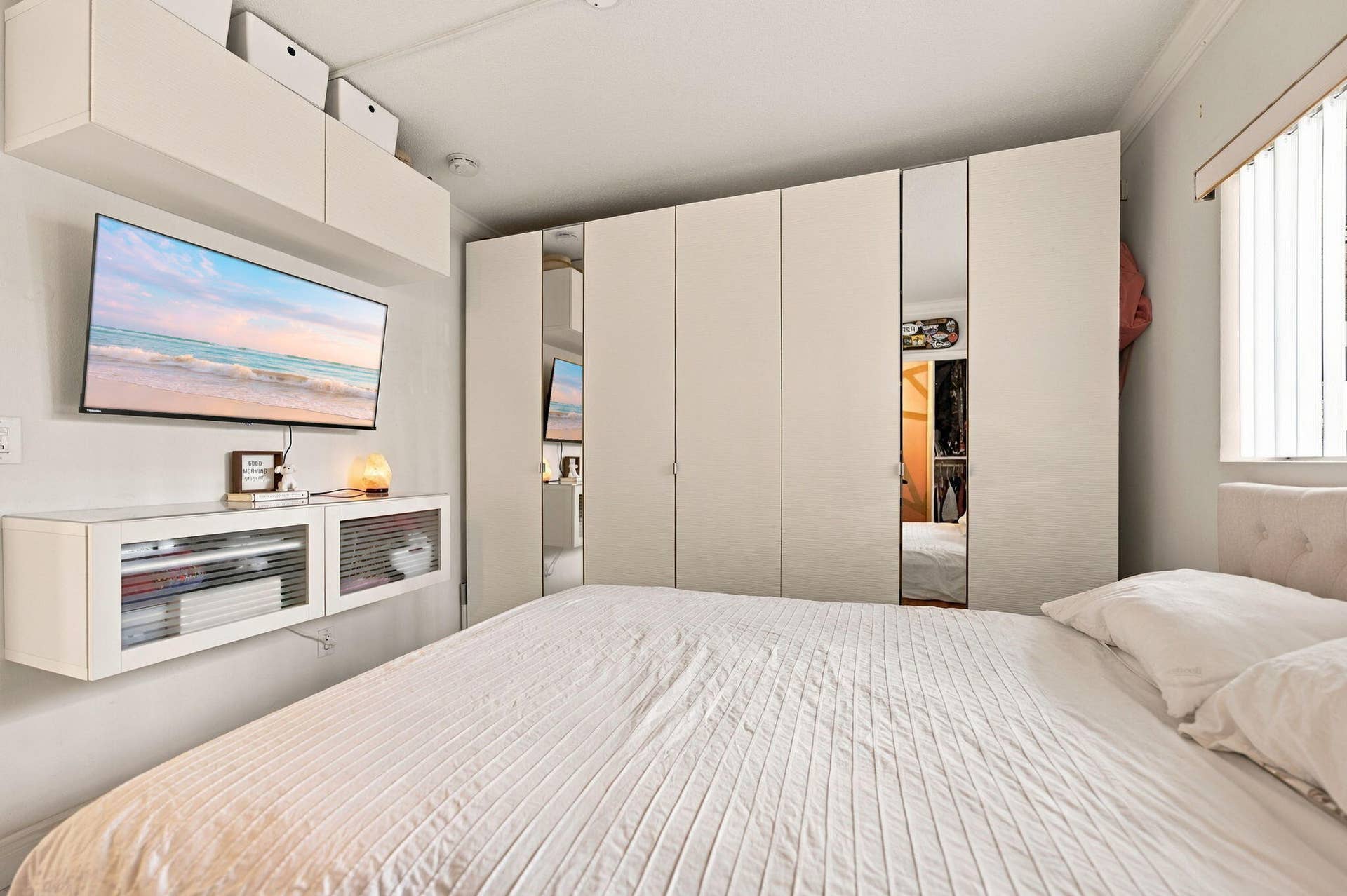 Bedroom #1
