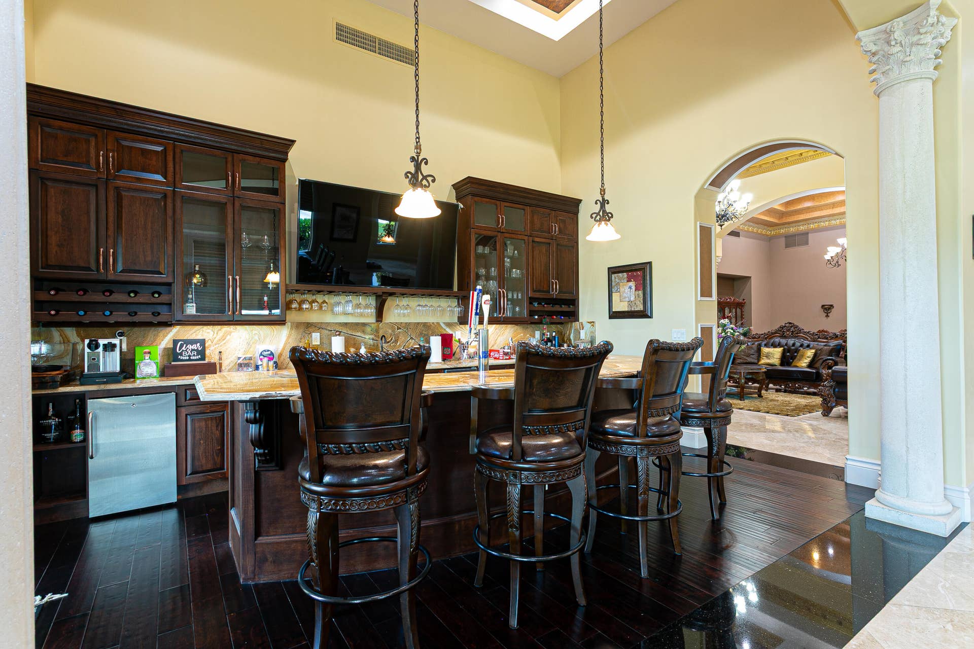 15855 Barnstormer Court, Wellington, FL 33414 81 Full Bar