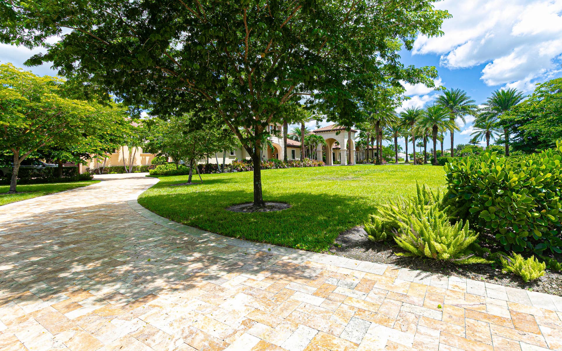 15855 Barnstormer Court, Wellington, FL 33414 23 Additional Driveway