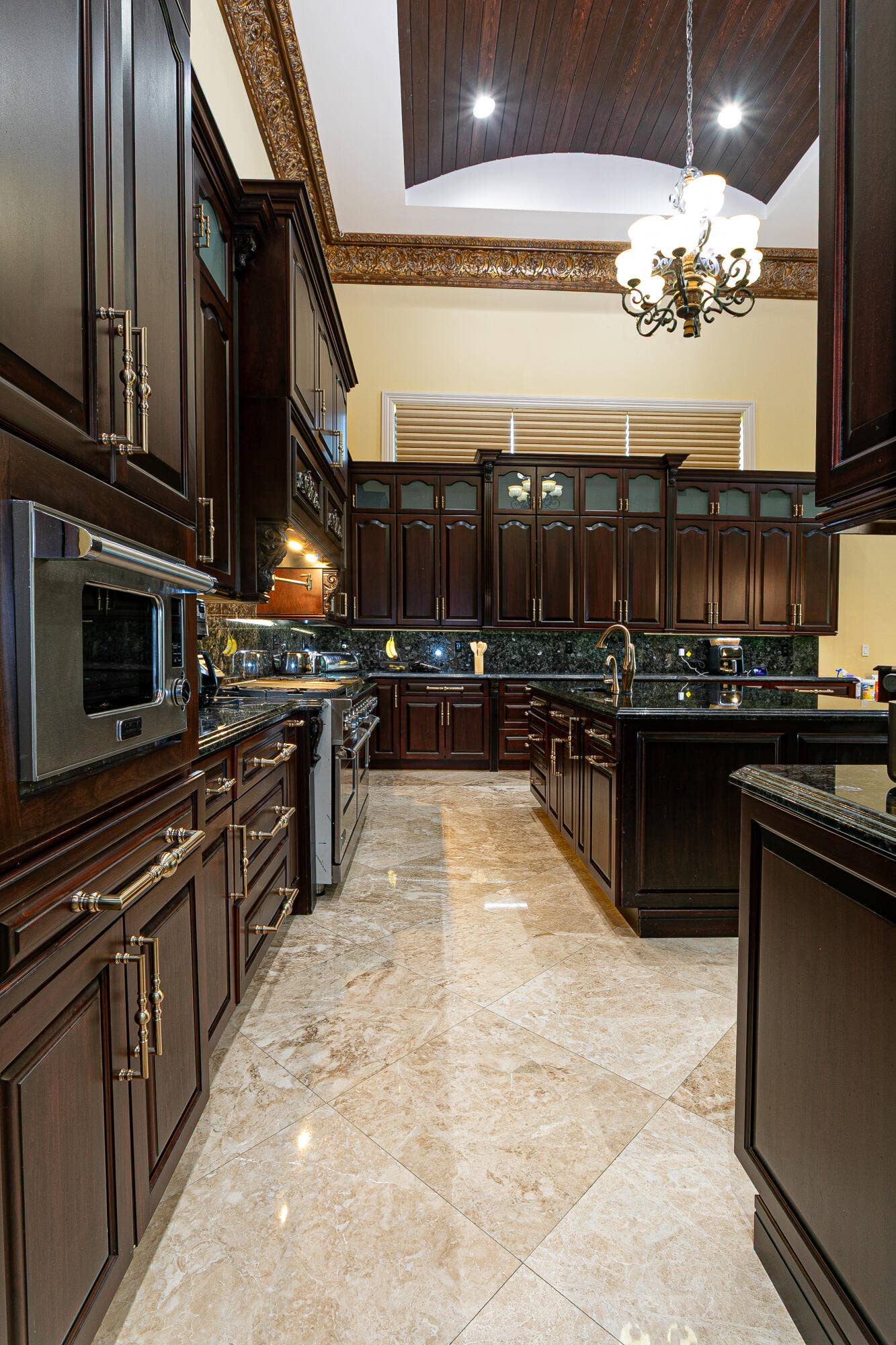 15855 Barnstormer Court, Wellington, FL 33414 51 Kitchen