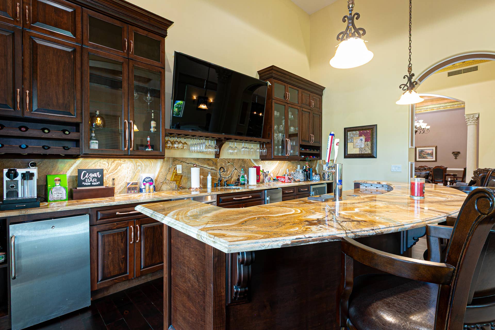 15855 Barnstormer Court, Wellington, FL 33414 83 Full Bar