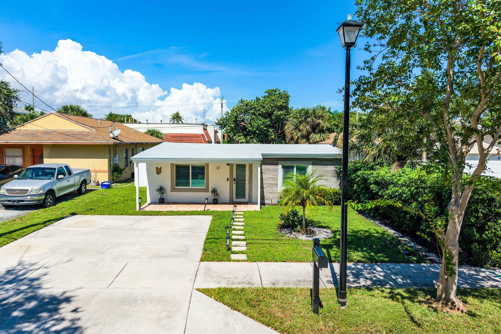 161 NE 15TH Terrace, Boca Raton, FL 33432 027-161Northeast15thTerrace-BocaRaton-FL