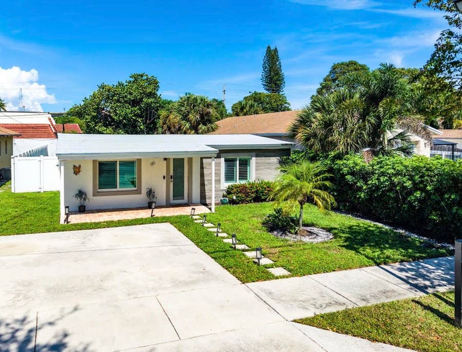 Property photo for 161 NE 15TH Terrace, Boca Raton, FL