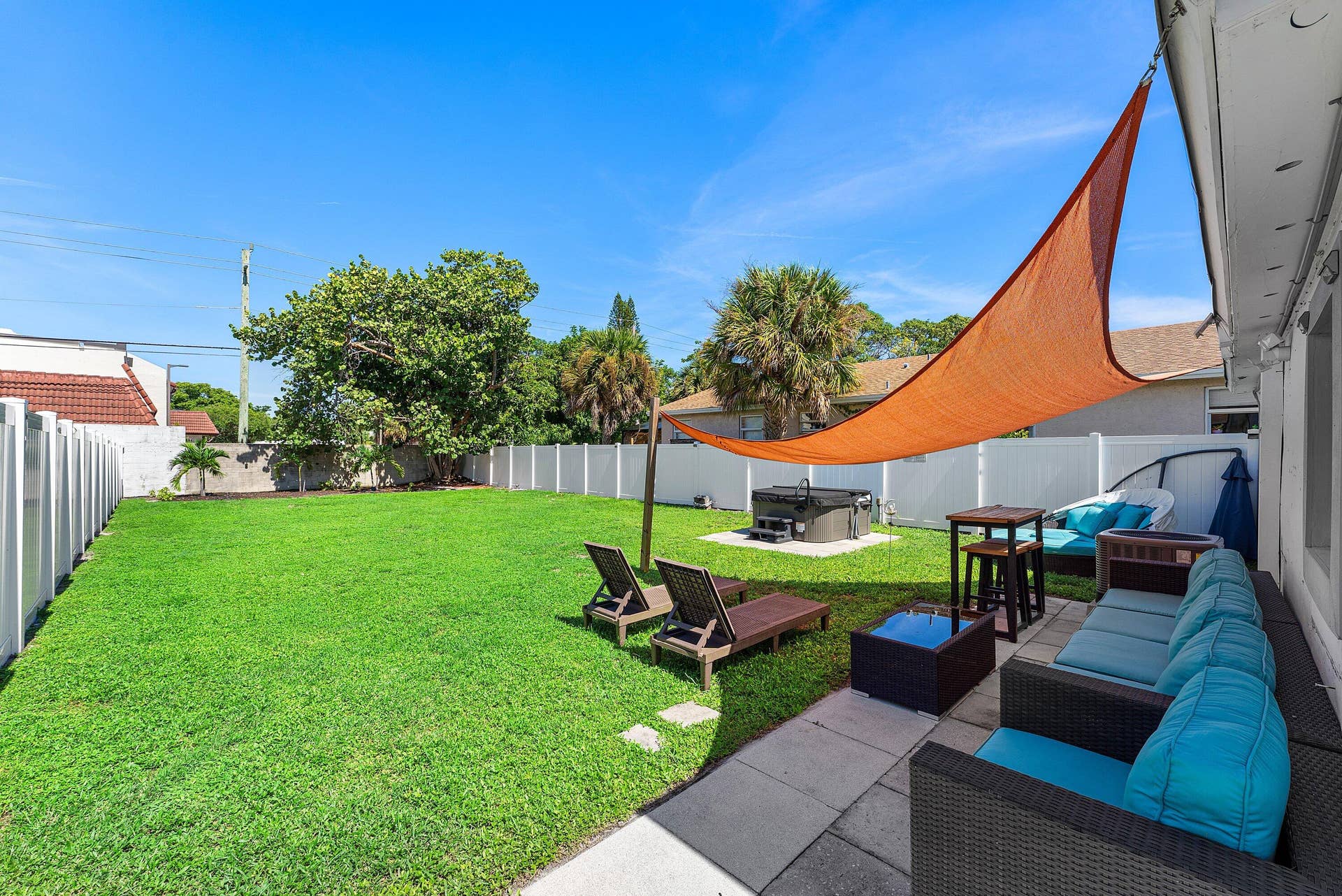 161 NE 15TH Terrace, Boca Raton, FL 33432 018-161Northeast15thTerrace-BocaRaton-FL